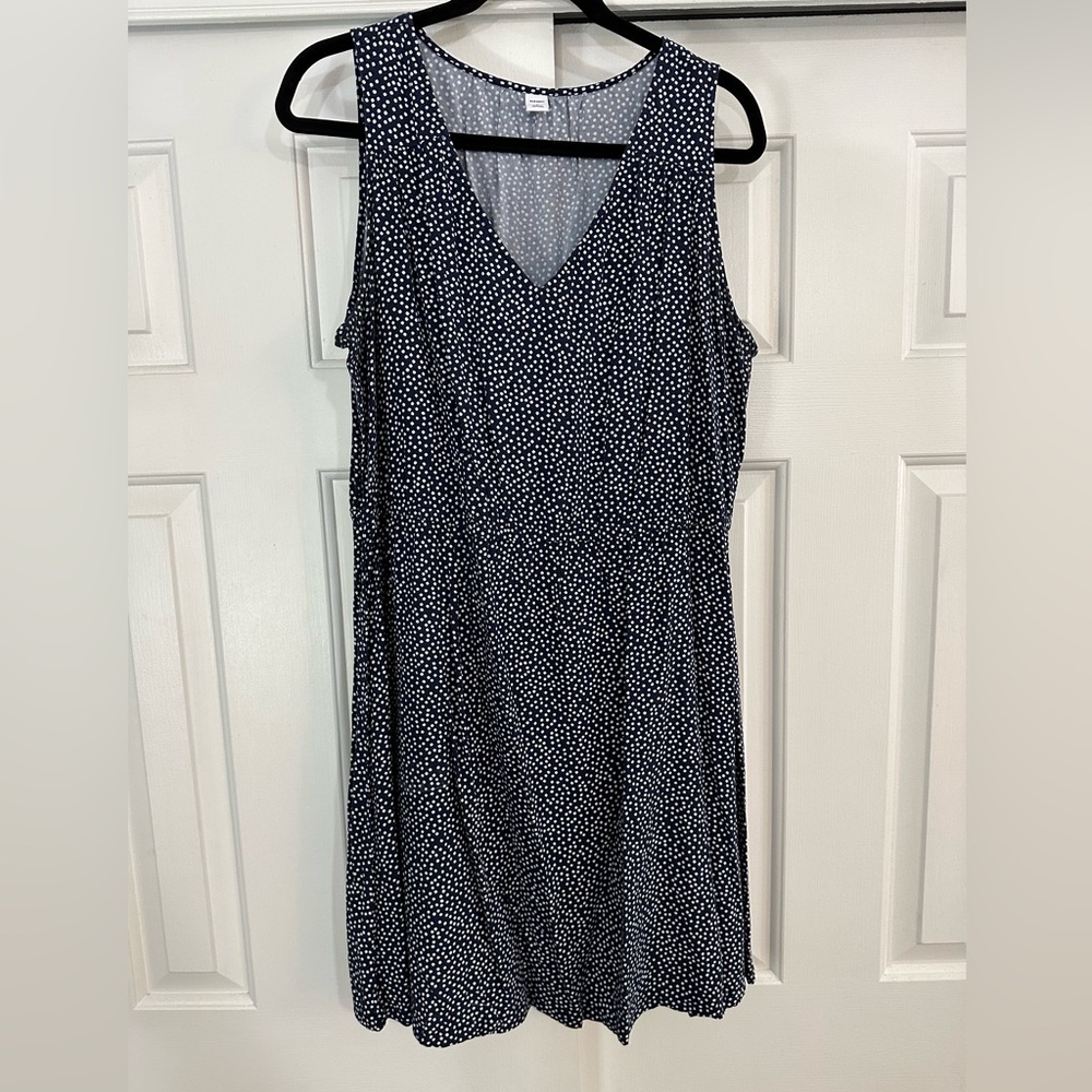 Thick strap v neck dress. Blue with white polka dots
